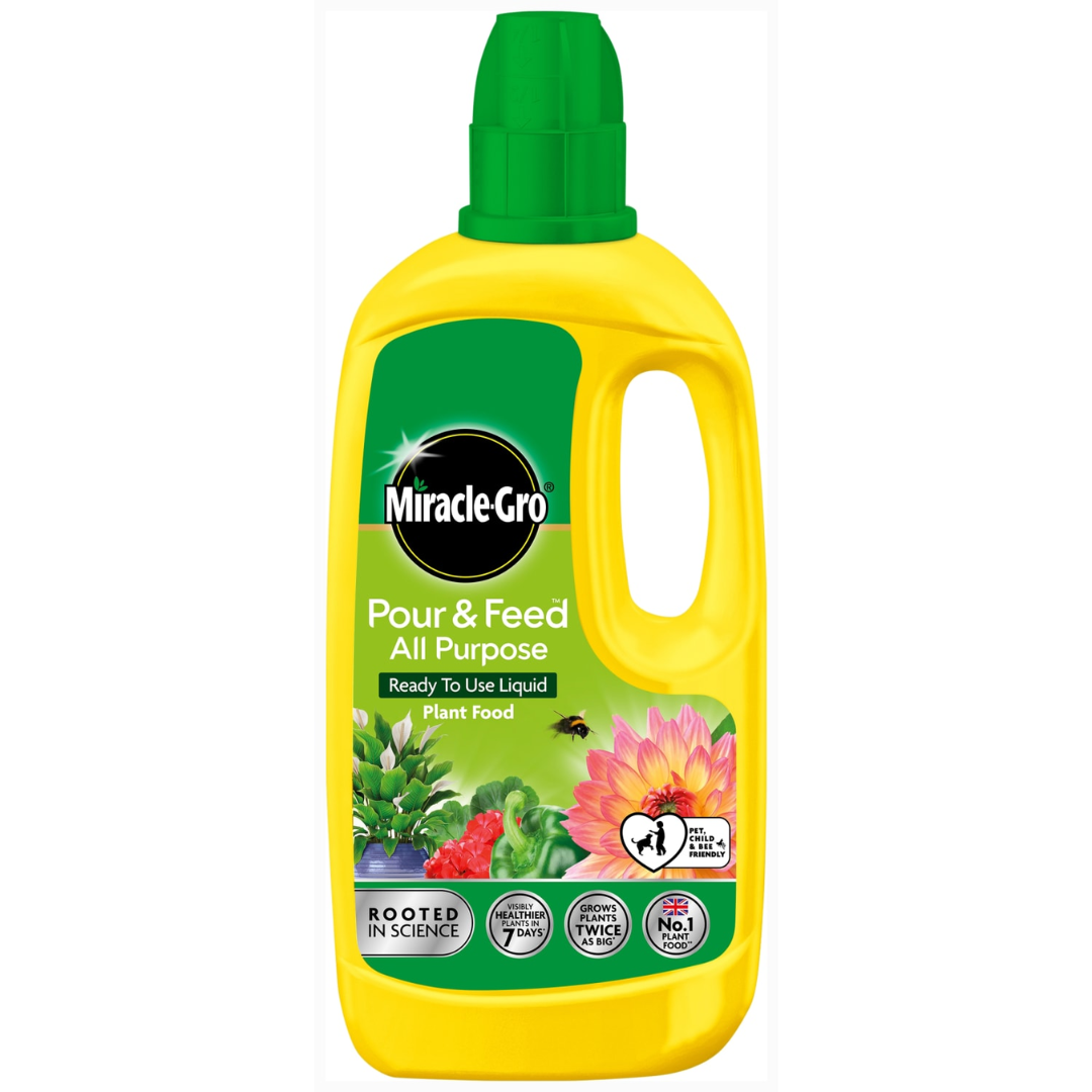 Miracle-Gro® Pour & Feed 1L x 6 - Premium Quality Tissue Online - Product Image